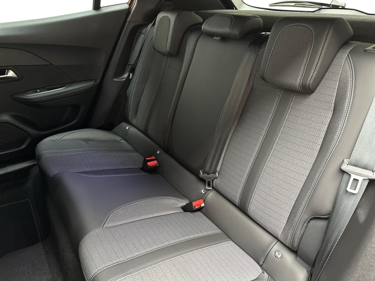 Peugeot e-2008 Allure billede 12