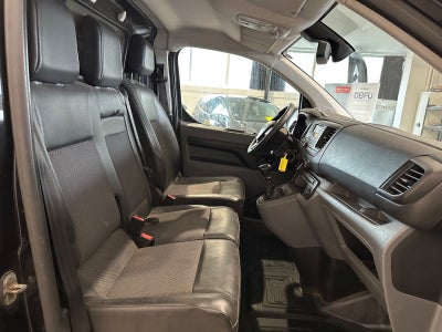 Toyota ProAce D 120 Medium Comfort