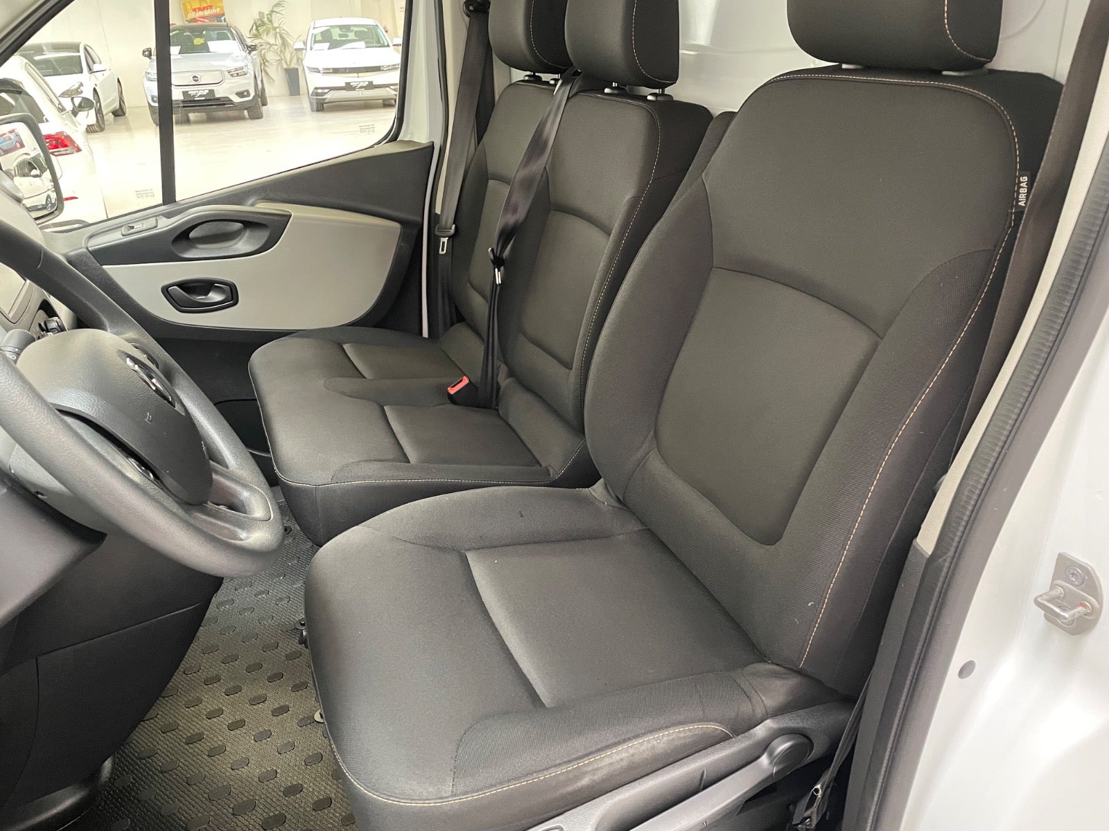 Billede af Renault Trafic T29 1,6 dCi 125 L2H1