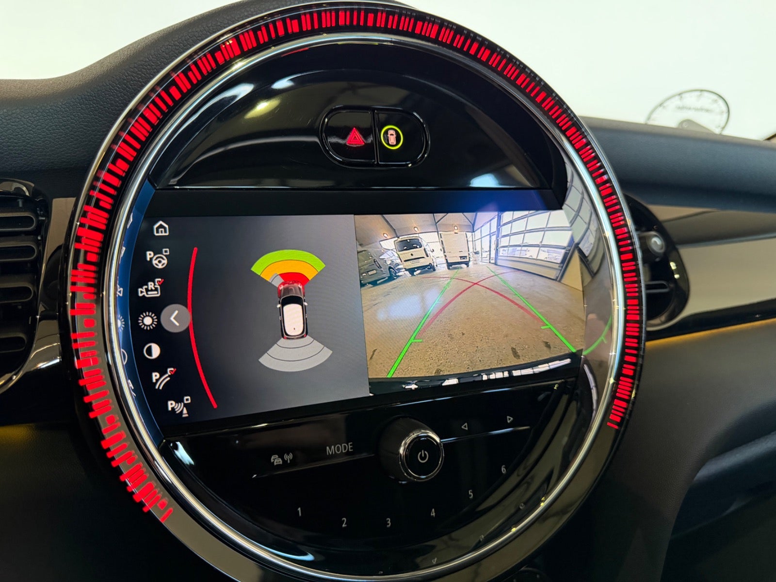 MINI Cooper SE Essential