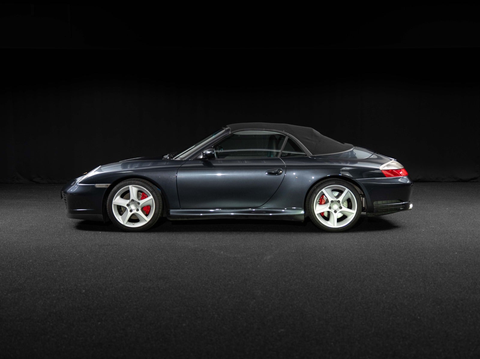 Gallery image 4 of 18