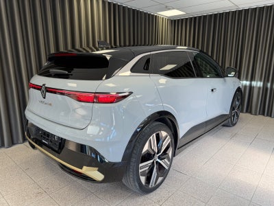 Renault Megane E-Tech Iconic