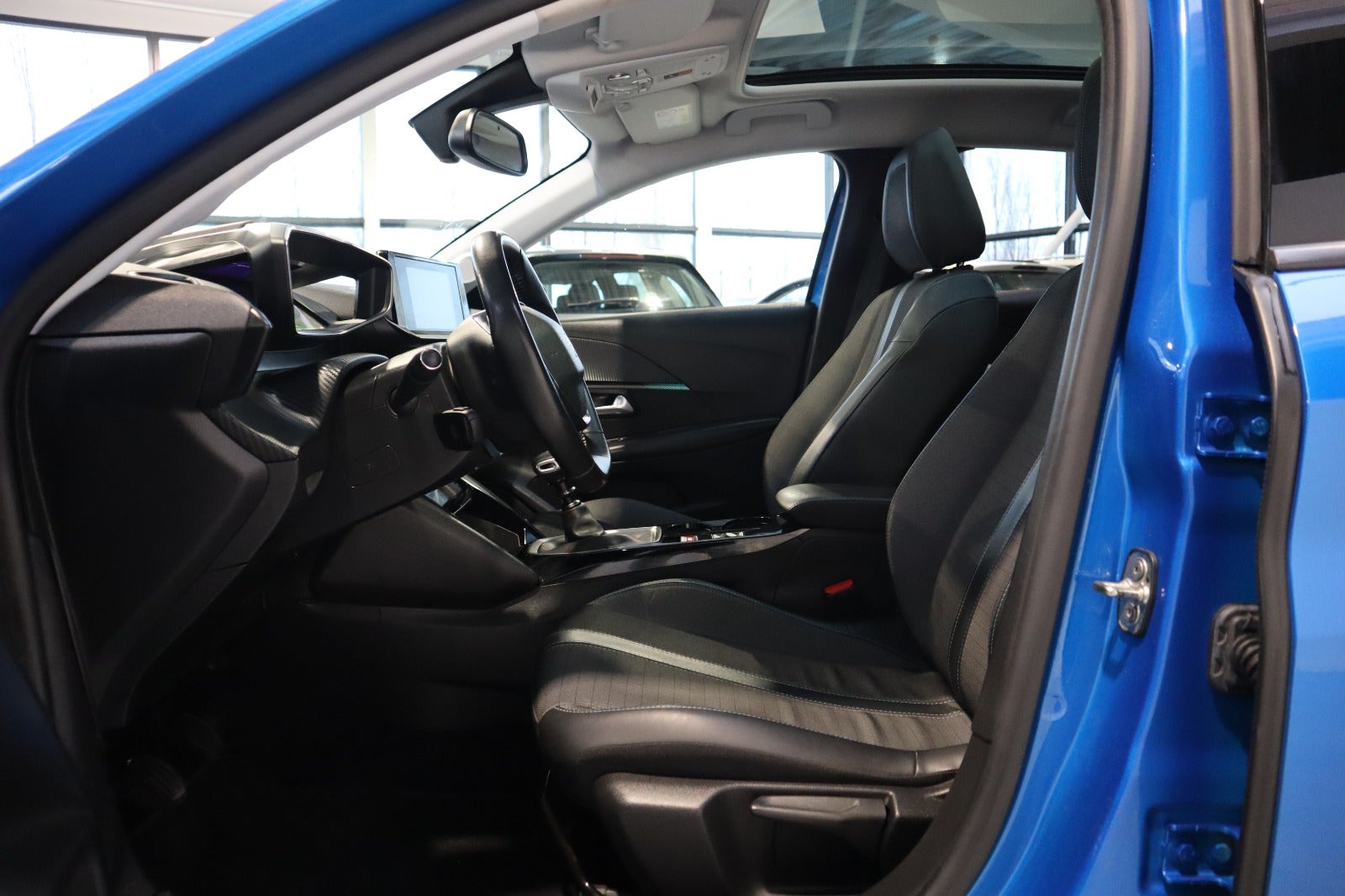 Peugeot 208 BlueHDi 100 Allure Sky