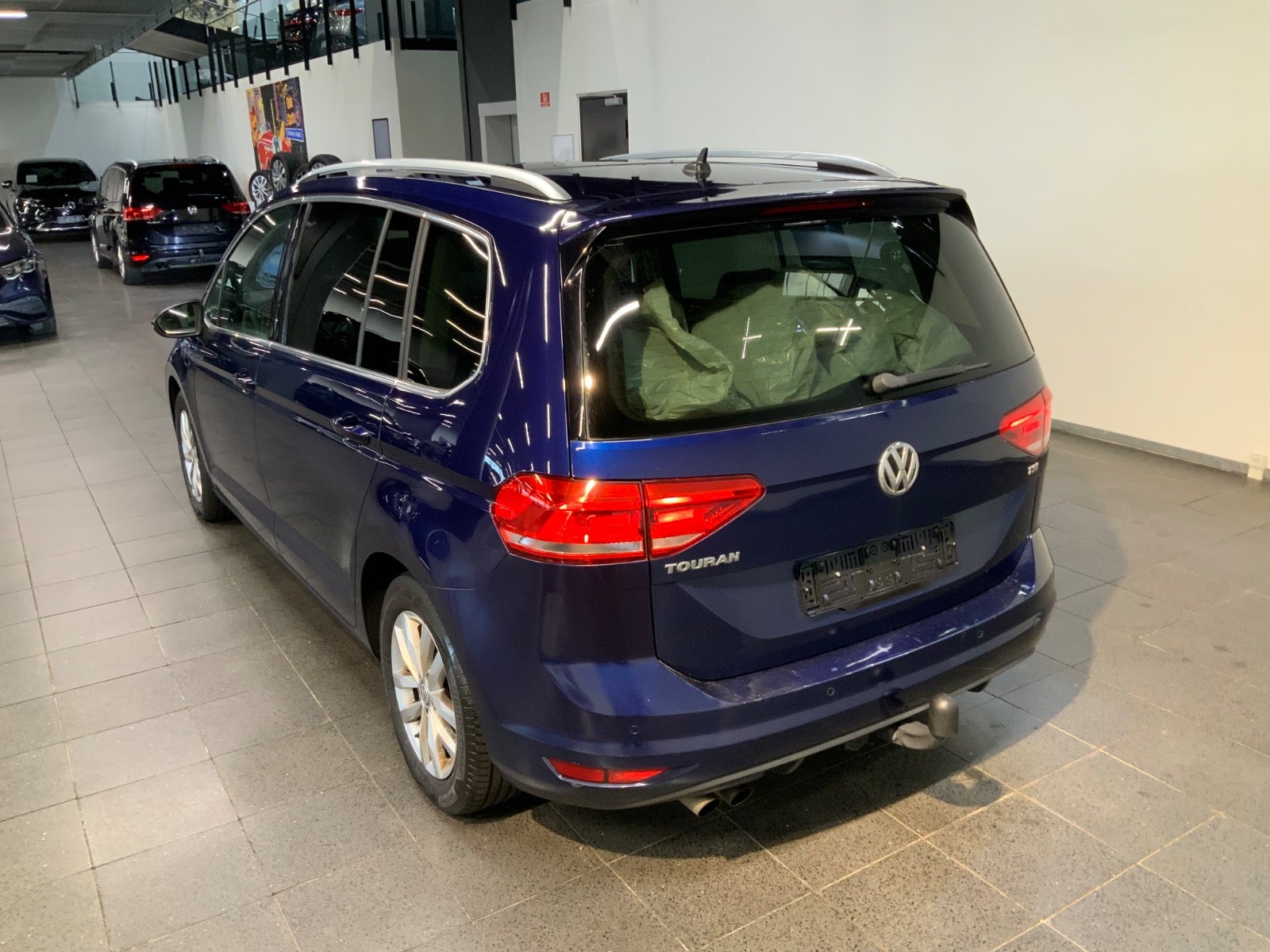 VW Touran (4/8)