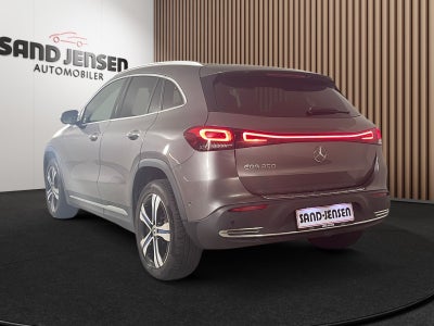 Mercedes EQA250 Electric Art