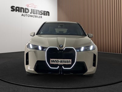 BMW iX xDrive60 Fully Charged