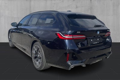 BMW i5 eDrive40 Fully Charged BMW i5 eDrive40 Fully Charged - 2