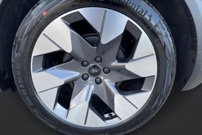 Ford Explorer Premium Extended Range