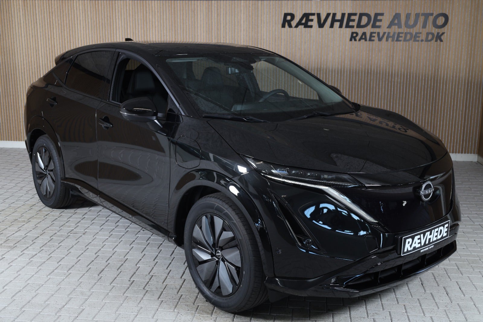 Nissan Ariya Evolve e-4ORCE 2025