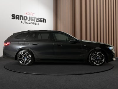 BMW i5 eDrive40 Touring M-Sport Van