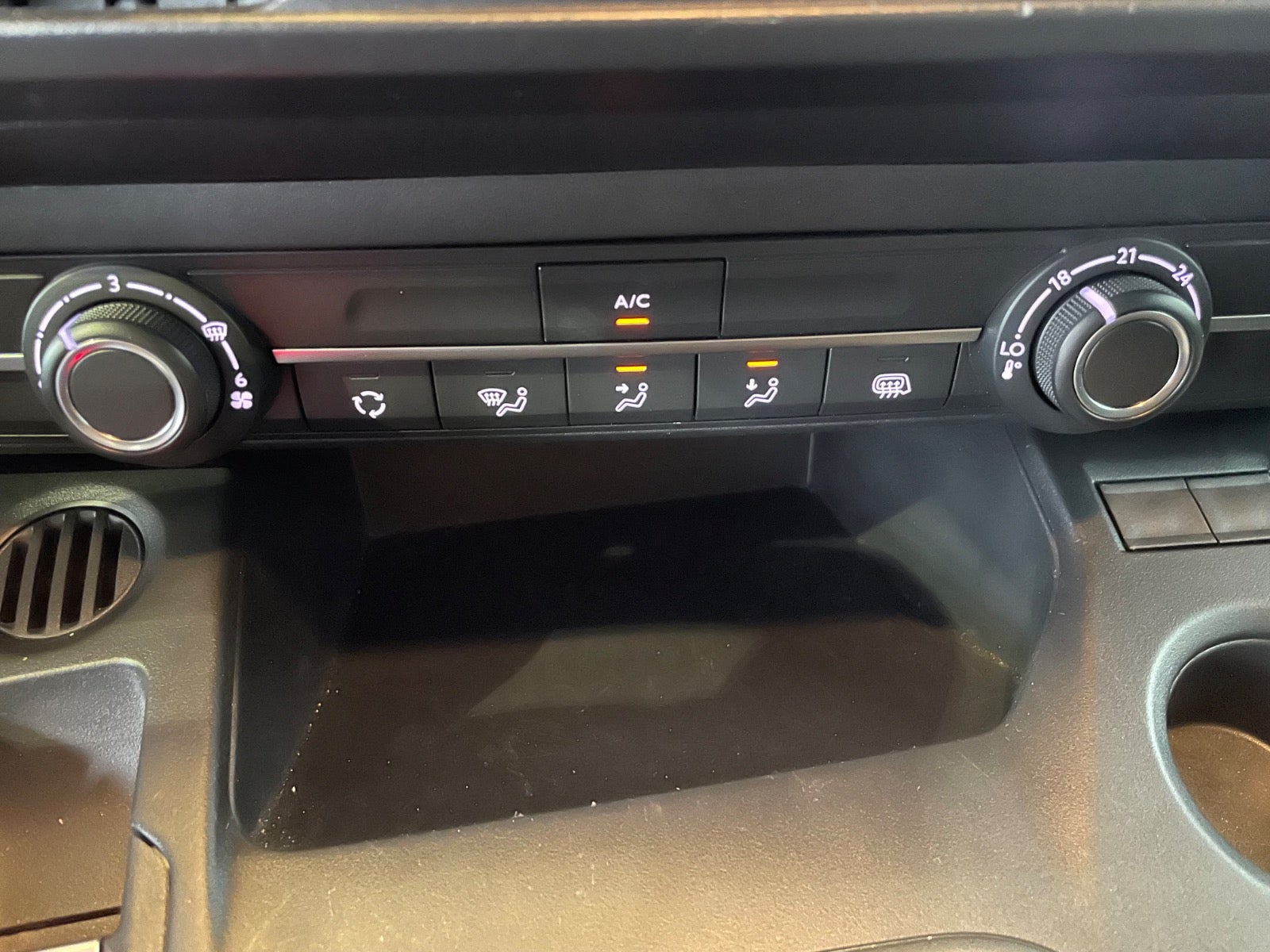 Peugeot Partner BlueHDi 100 L2V2 Plus Van