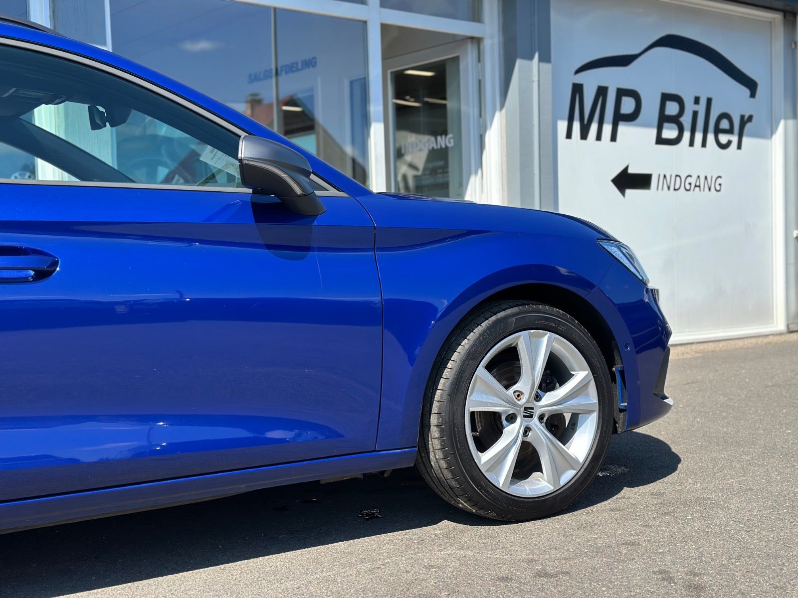 Billede af Seat Leon 1,5 eTSi 150 FR Sportstourer DSG