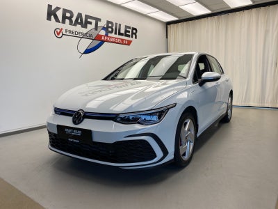 VW Golf VIII 1,4 GTE DSG Benzin aut. Automatgear modelår 2022 km 26000 Hvid klimaanlæg ABS airbag st