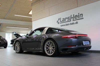 Porsche 911 Targa 4 GTS PDK