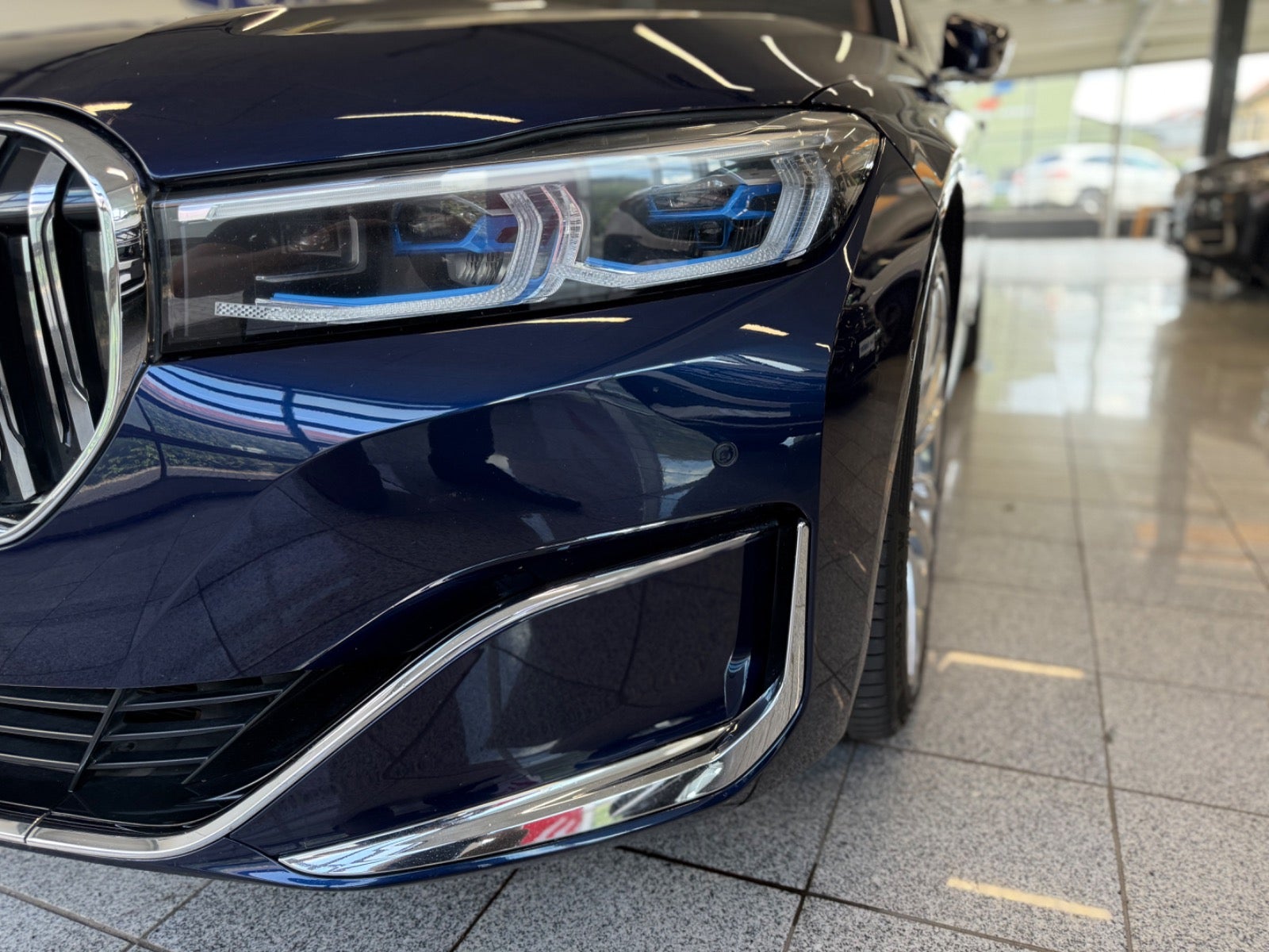 Billede af BMW M760Li 6,6 xDrive aut.