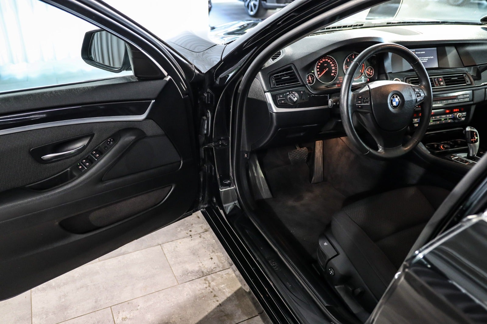 Billede af BMW 520d 2,0 Touring aut.