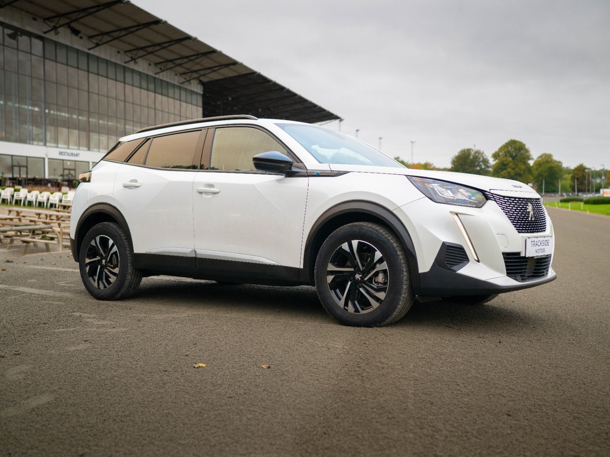 2023 Peugeot e-2008