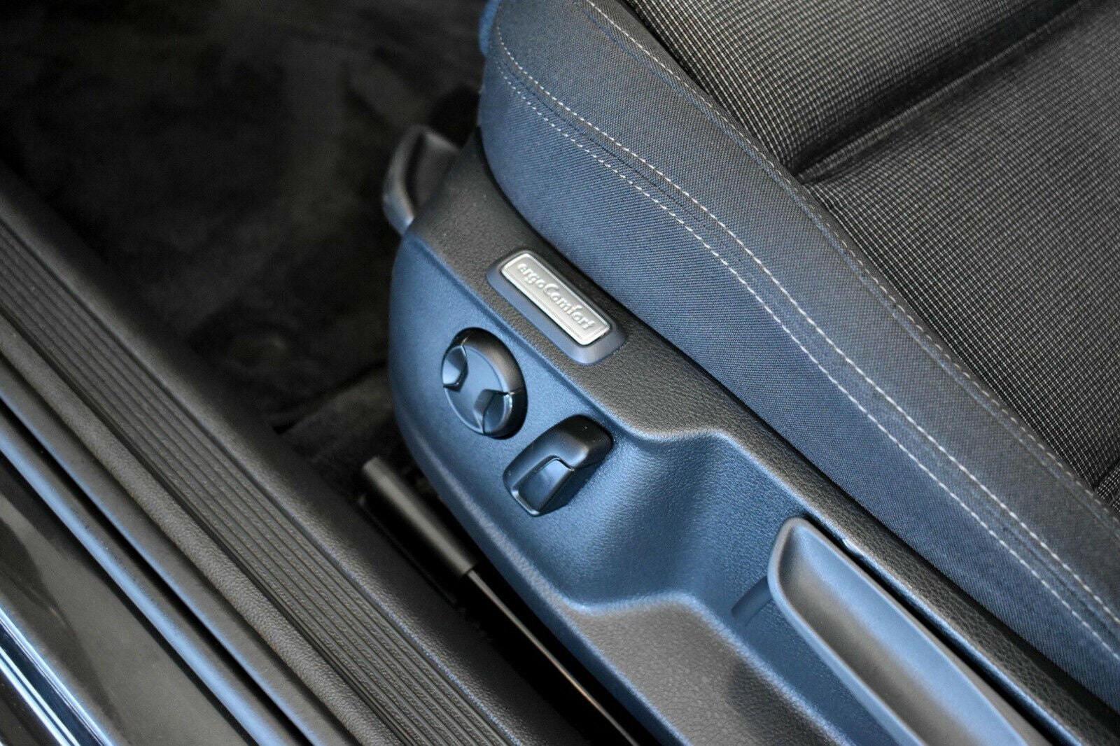 VW Passat TDi 150 Comfortline Premium Variant DSG full