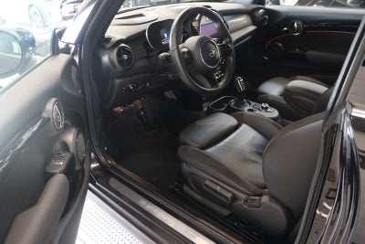 MINI Cooper SE Experience