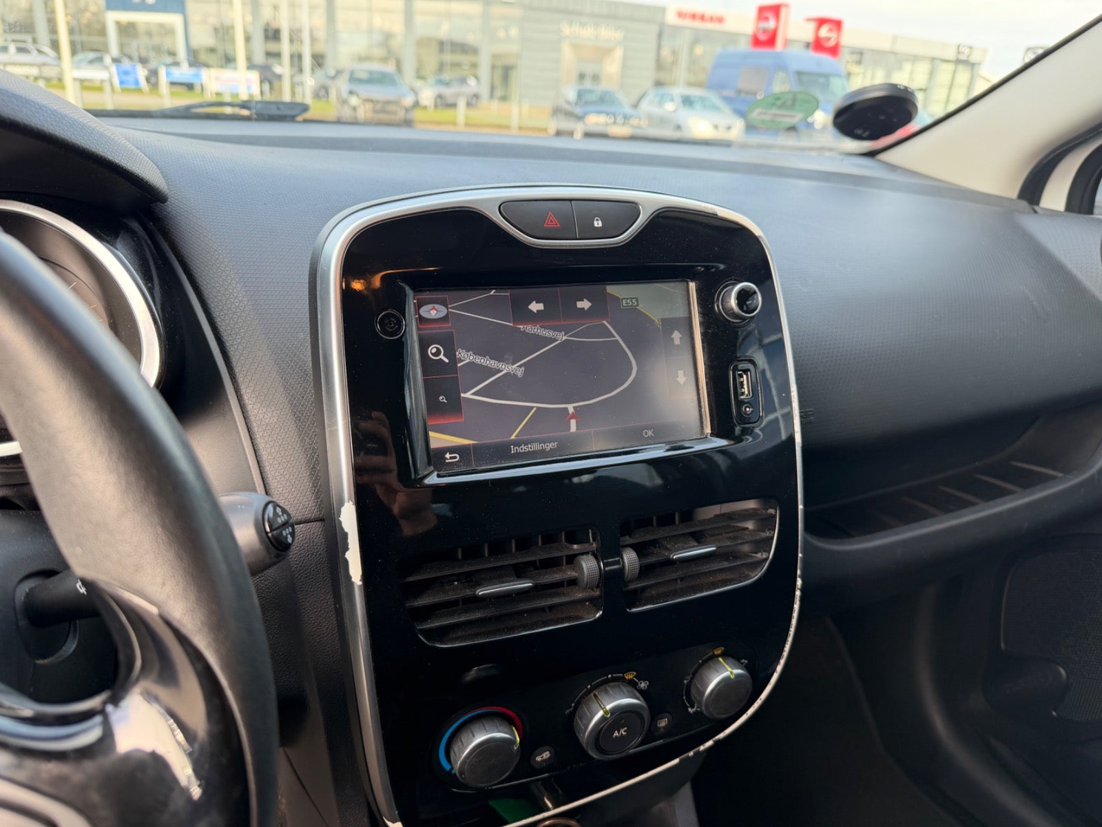 Billede af Renault Clio IV 0,9 TCe 90 Expression Sport Tourer