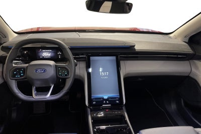 Ford Explorer Premium Extended Range