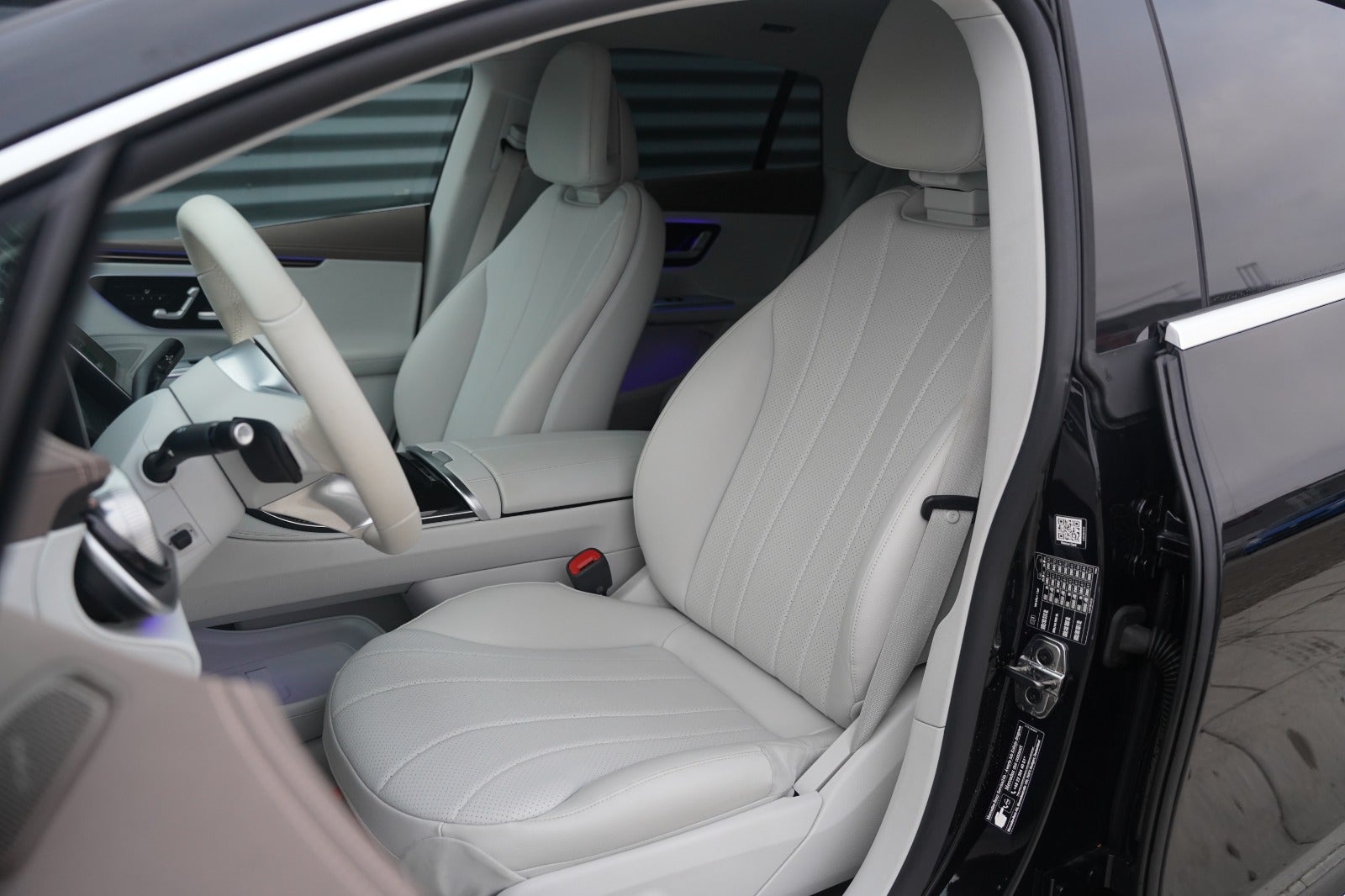 Billede af Mercedes EQE300  Avantgarde