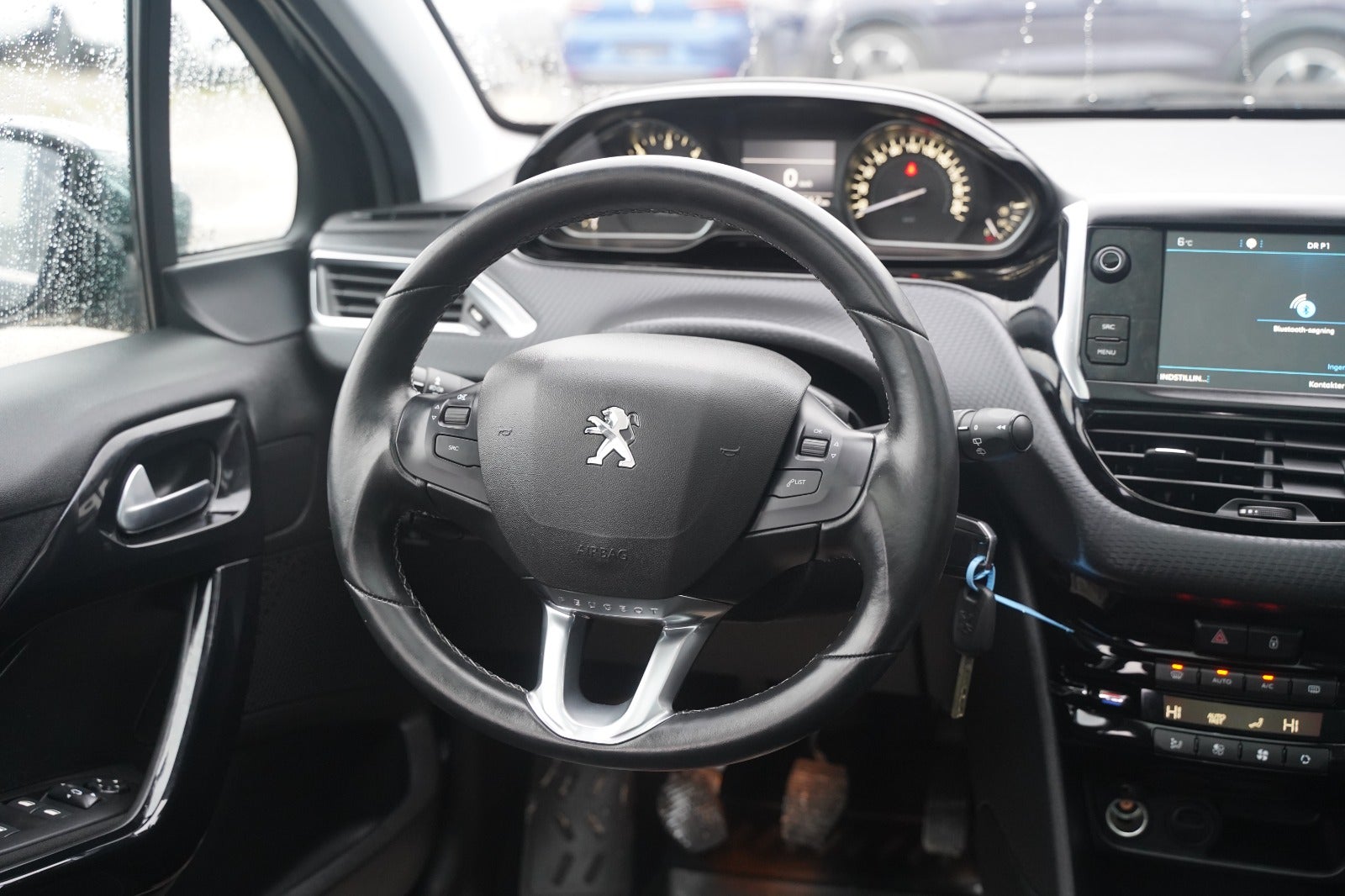 Billede af Peugeot 208 1,5 BlueHDi 100 Prestige Sky