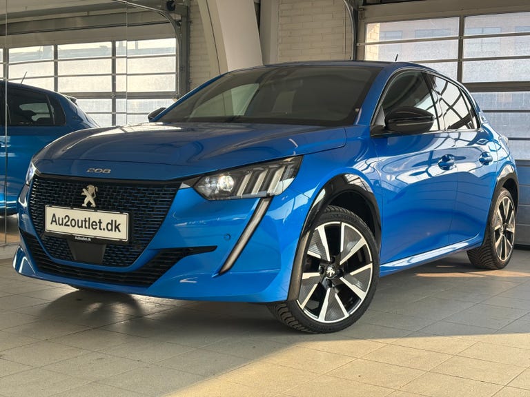 Peugeot e-208 GT