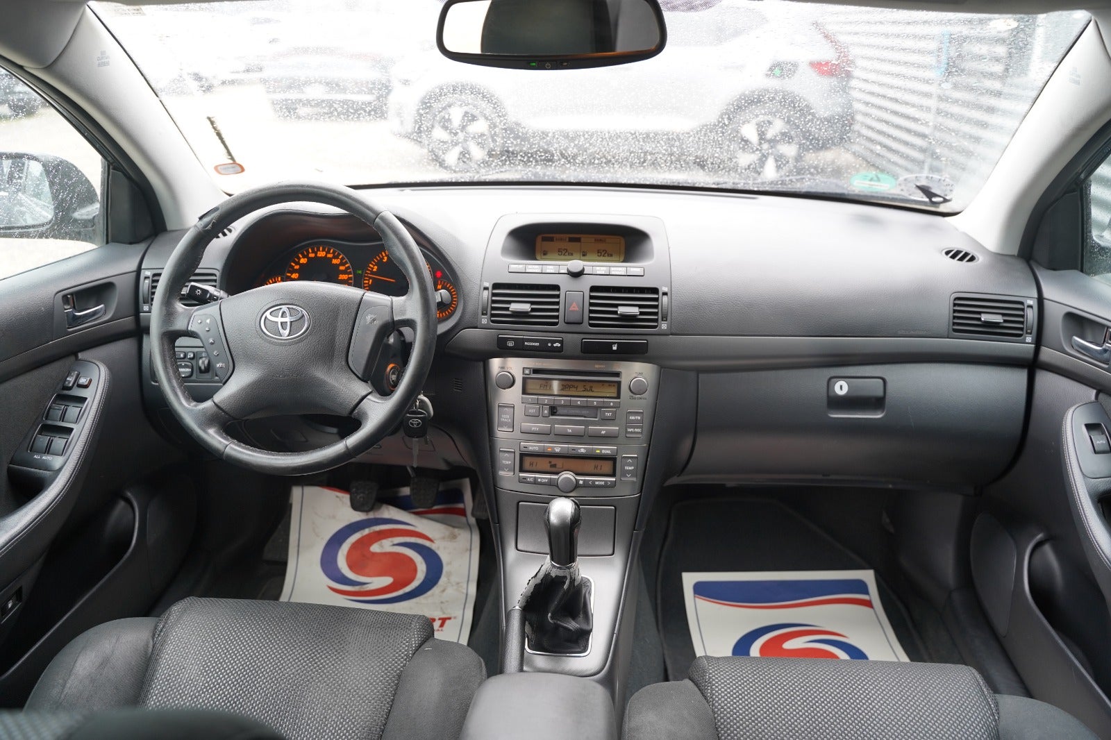 Billede af Toyota Avensis 1,8 VVT-i Terra stc.