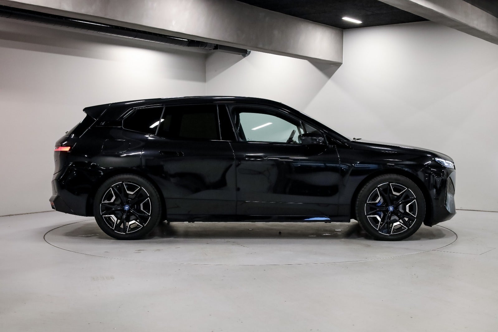 BMW iX xDrive40