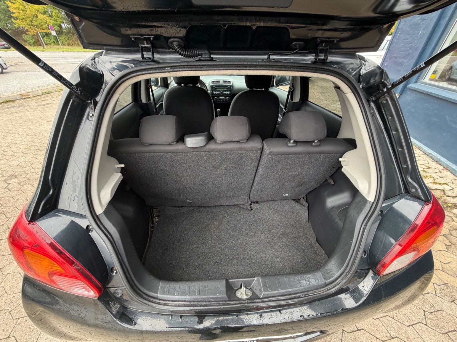 Billede af Mitsubishi Space Star 1,2 Black & White