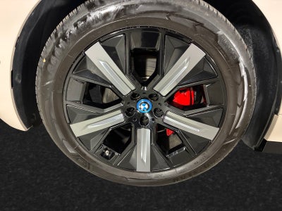 BMW iX xDrive60 Fully Charged