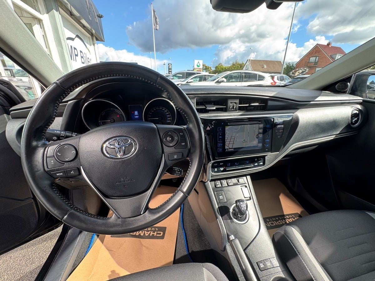 Billede af Toyota Auris 1,8 Hybrid H2 Comfort Touring Sports CVT