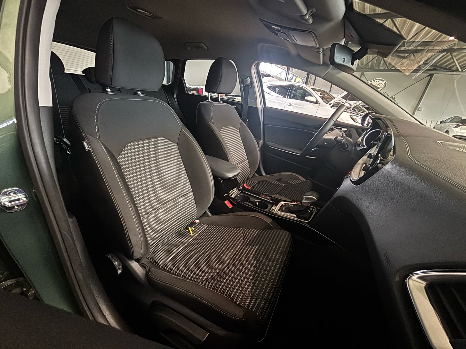 Kia Ceed PHEV Prestige SW DCT