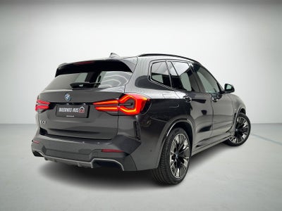 BMW iX3 Charged Plus M-Sport billede 1