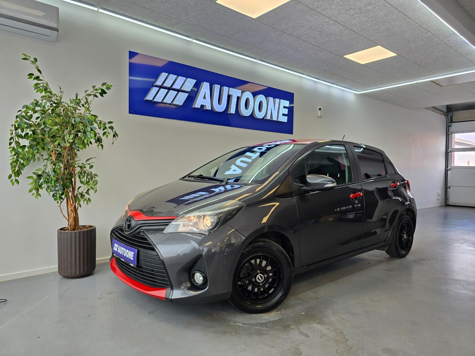 Billede af Toyota Yaris 1,0 VVT-i T2