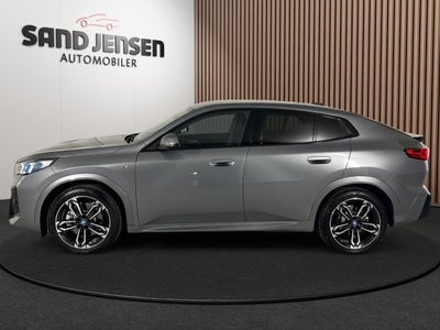 BMW iX2 xDrive30 M-Sport Van