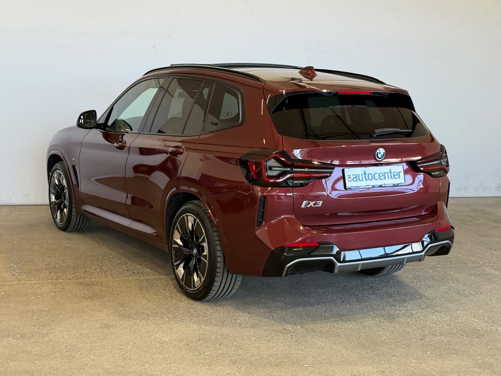 BMW iX3 Charged Plus M-Sport