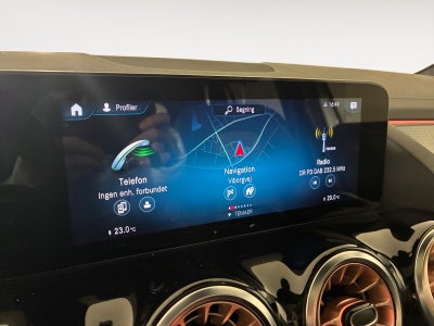 Mercedes EQA250 Electric Art