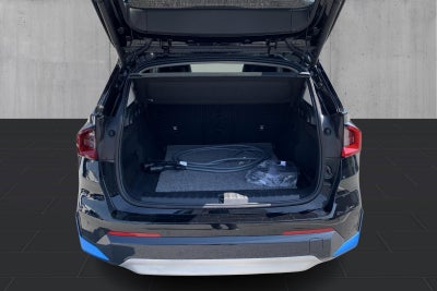 BMW iX1 xDrive30 X-Line