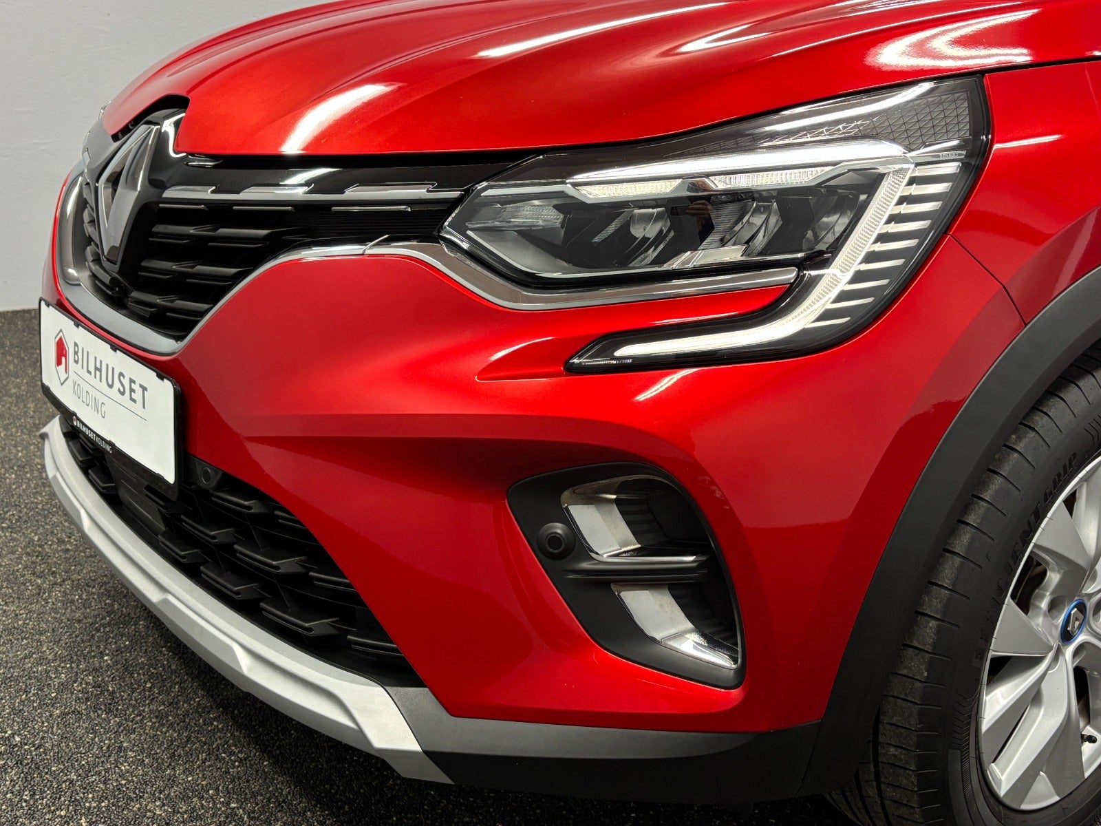 Billede af Renault Captur 1,6 E-Tech Intens