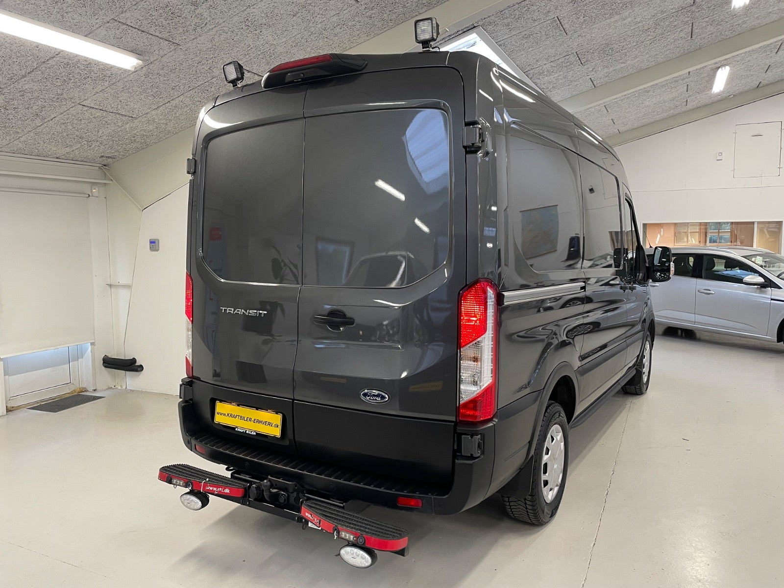 Billede af Ford Transit 350 L2 Van 2,0 TDCi 170 Trend aut. H2 FWD