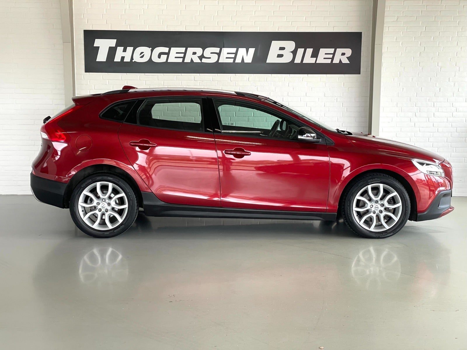 Billede af Volvo V40 CC 2,0 D2 120 Momentum aut.