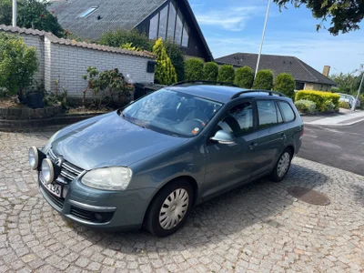 VW Golf V 1,4 TSi 122 Trendline Variant 5d
