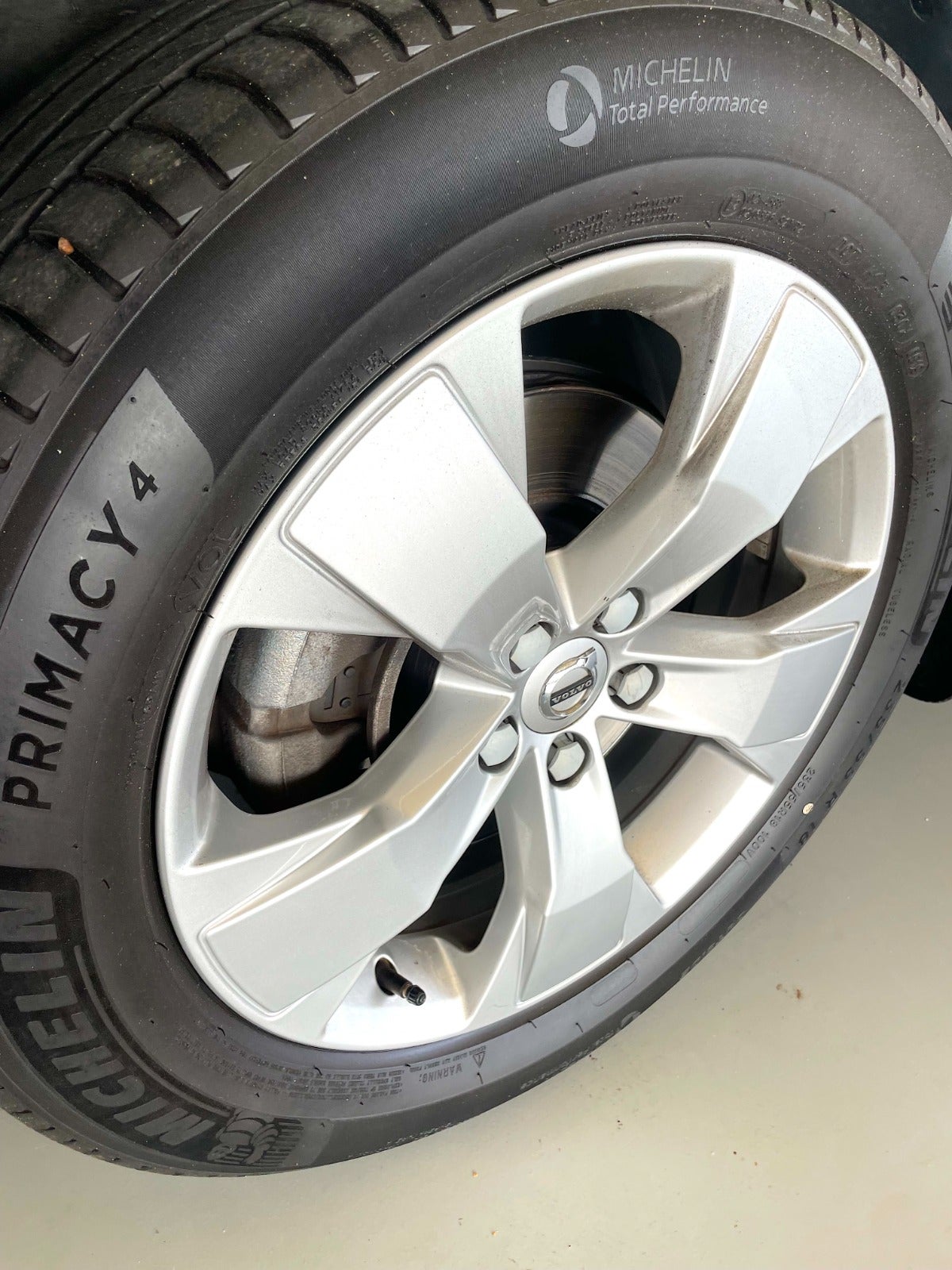 Billede af Volvo XC40 2,0 T4 190 Momentum aut.