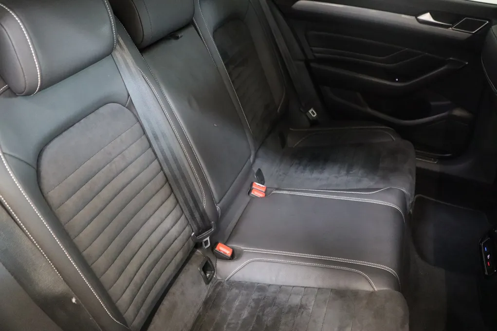 VW Passat GTE Highline+ Variant DSG