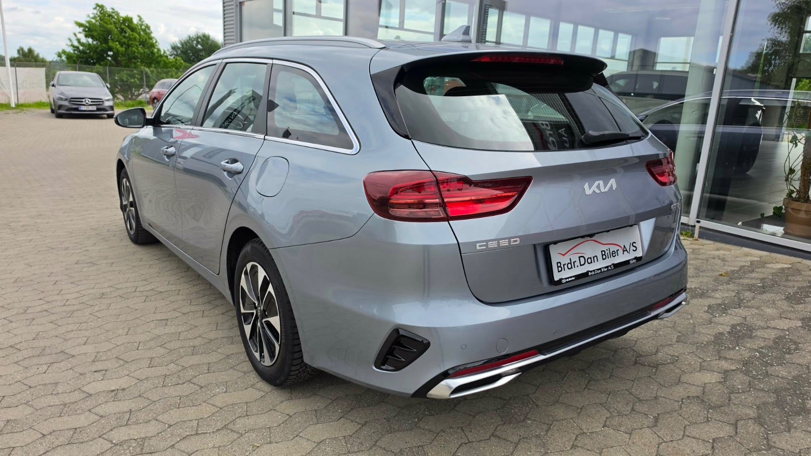 Billede af Kia Ceed 1,6 PHEV Prestige SW DCT