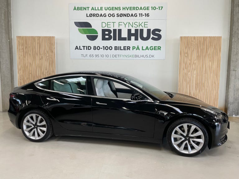 Tesla Model 3 Standard Range+ RWD