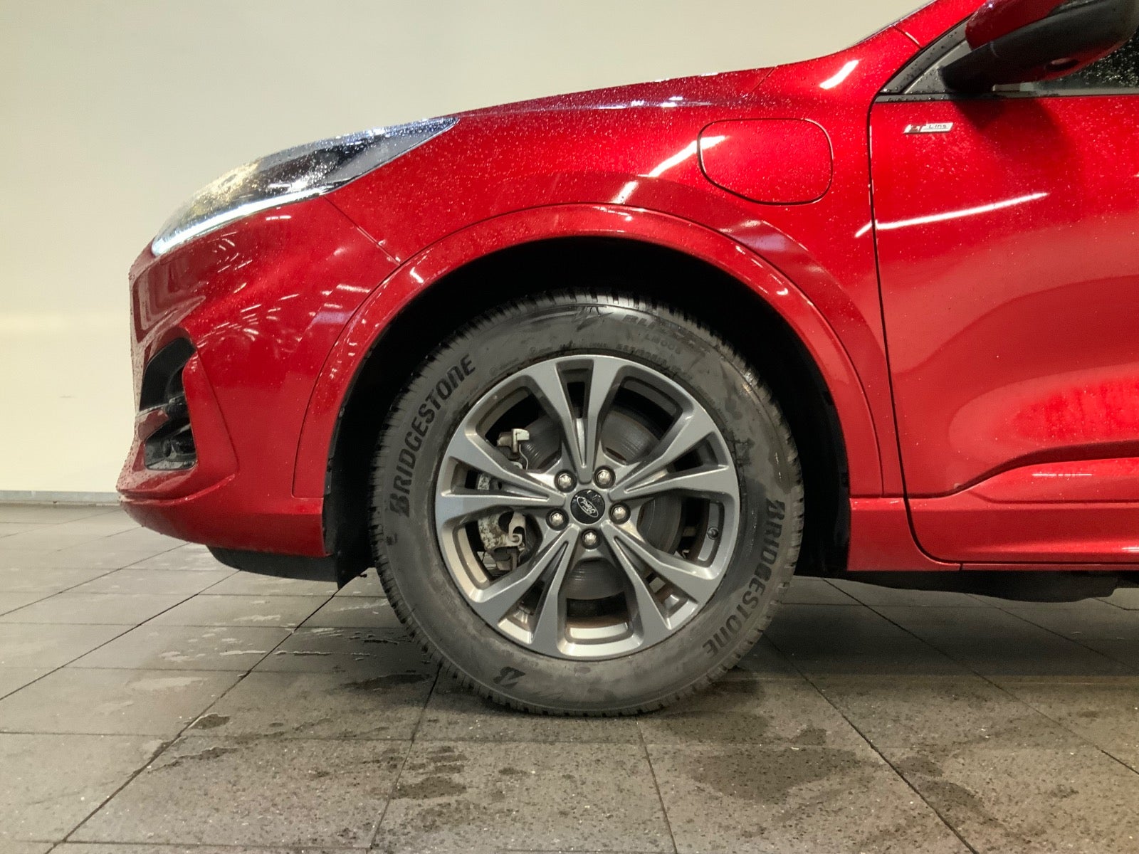 Ford Kuga (3/8)