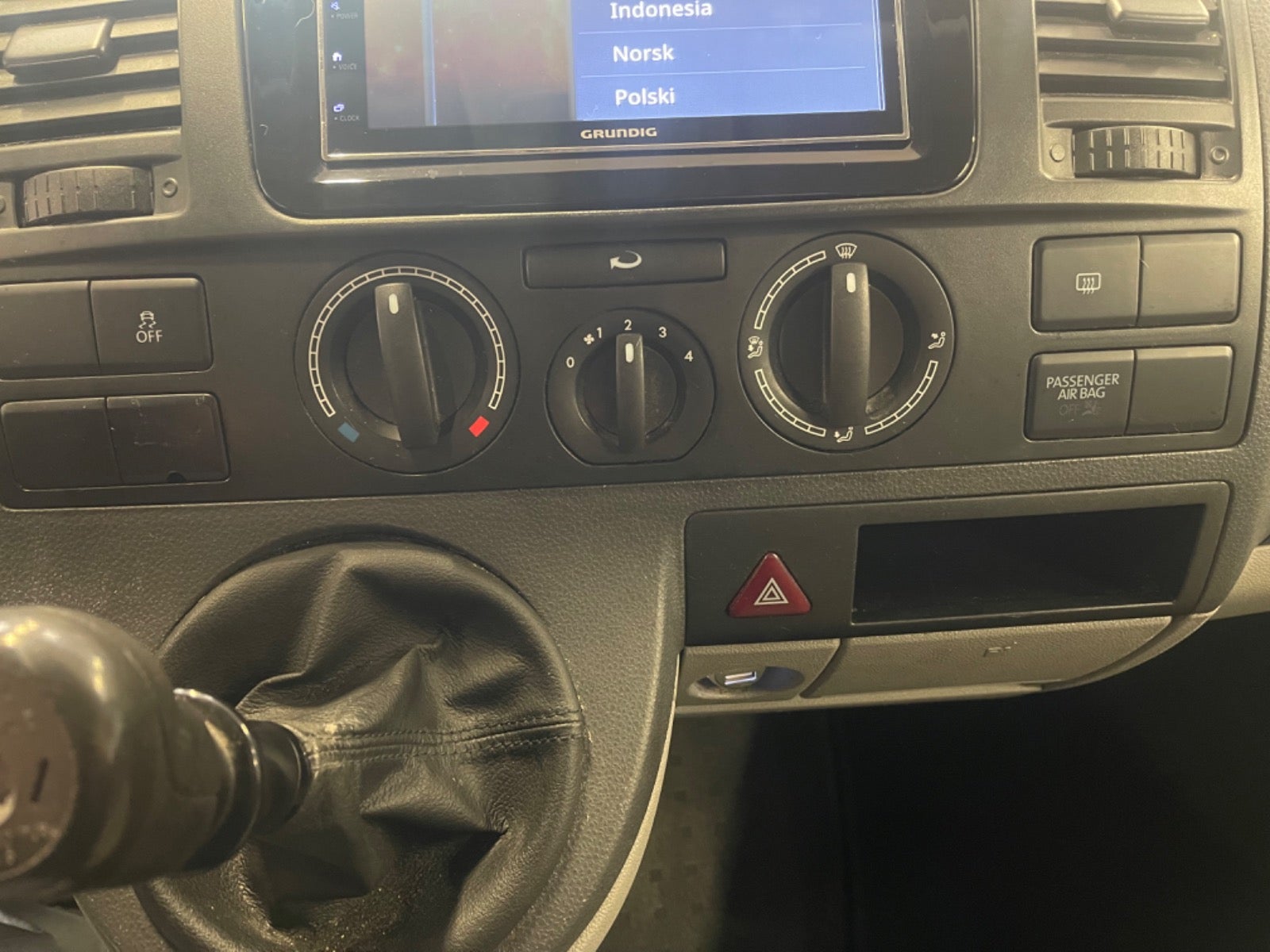 Billede af VW Transporter 2,0 TDi 102 Kassevogn lang